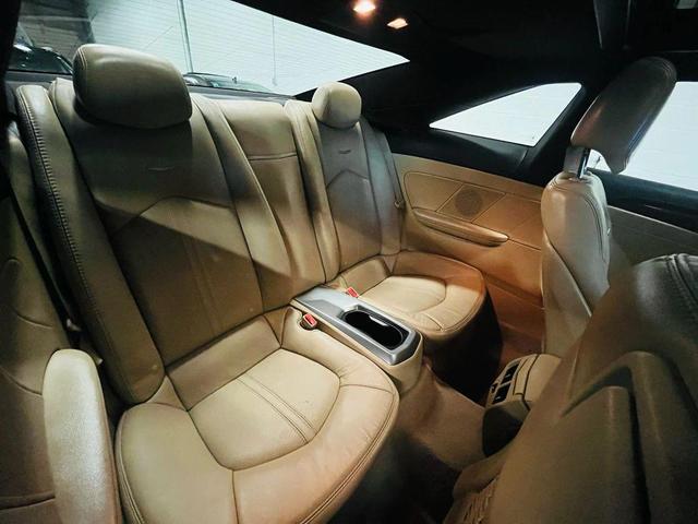 Photo of 2011 WHITE Cadillac CTS