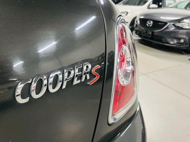 Photo of 2015 Gray MINI Convertible