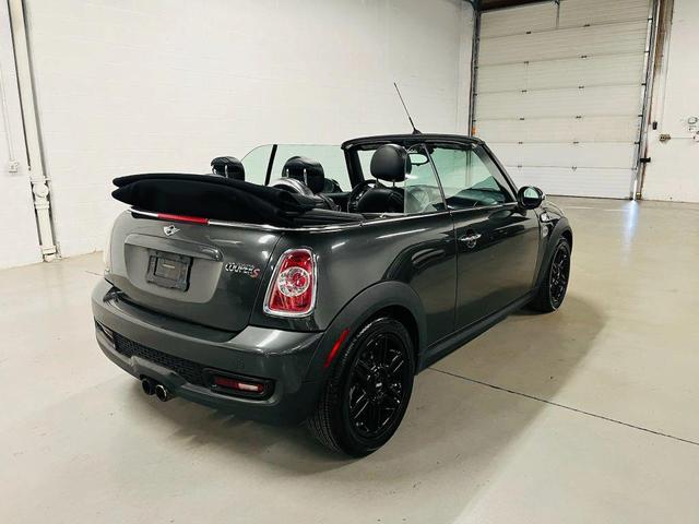 Photo of 2015 Gray MINI Convertible