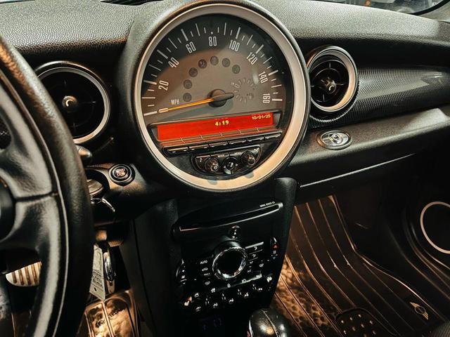 Photo of 2015 Gray MINI Convertible