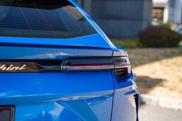 Photo of 2020 Blu Eleos Metallic Lamborghini Urus