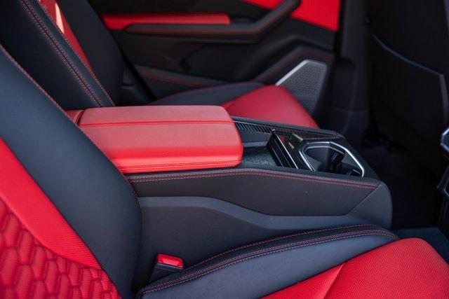 Photo of 2020 Blu Eleos Metallic Lamborghini Urus