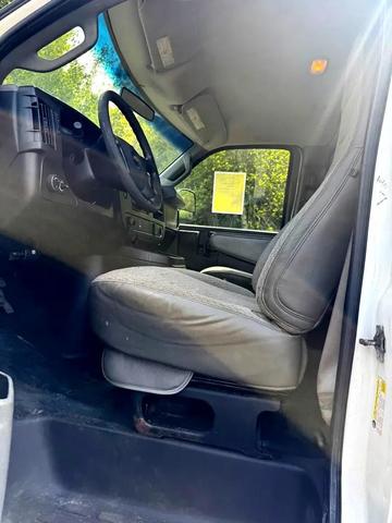 Photo of 2016 White Chevrolet Express 2500