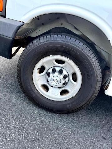 Photo of 2016 White Chevrolet Express 2500