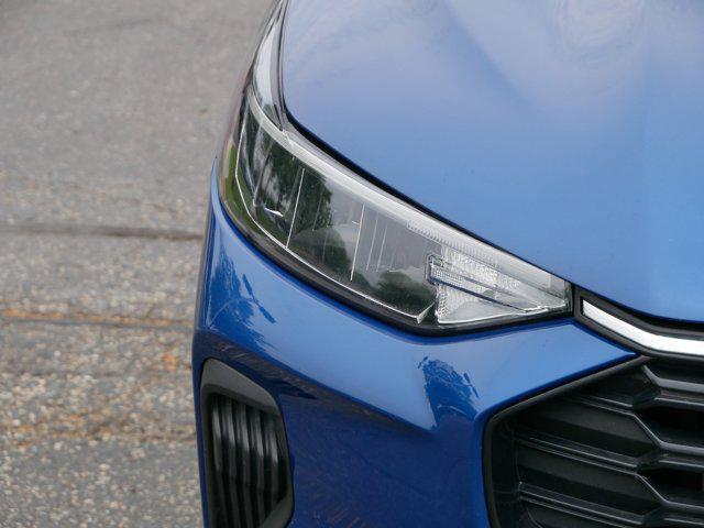 Photo of 2023 Atlas Blue Metallic Ford Escape