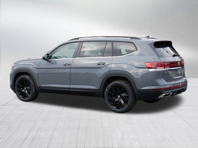 Photo of 2025 Pure Gray Volkswagen Atlas