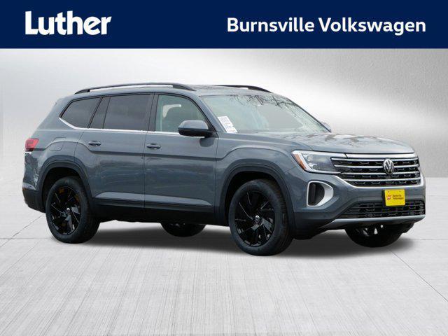 Photo of 2025 Pure Gray Volkswagen Atlas