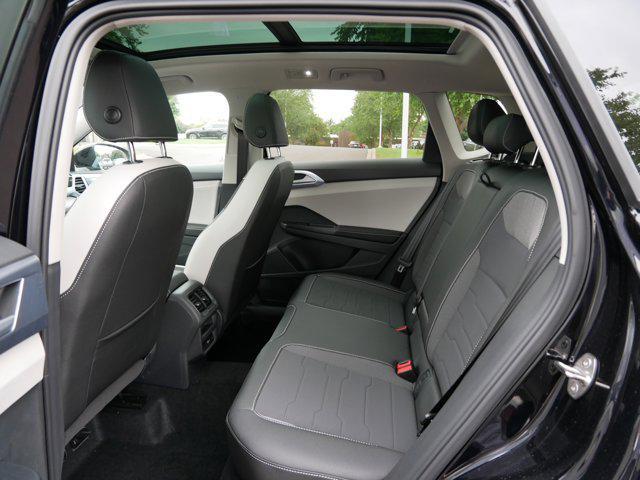 Photo of 2025 Deep Black Pearl Volkswagen Taos