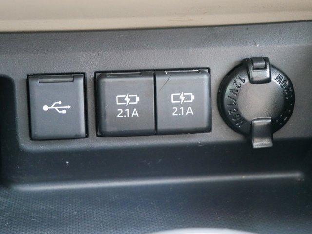 Photo of 2020 Midnight Black Metallic Toyota Highlander Hybrid