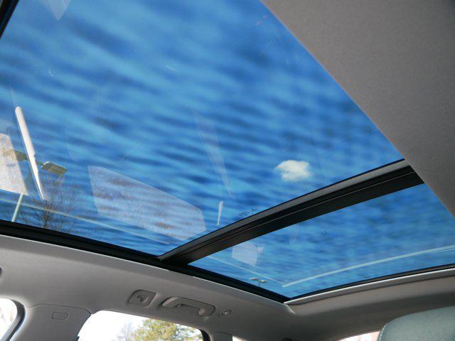 Photo of 2023 Florett Silver Metallic Audi Q5