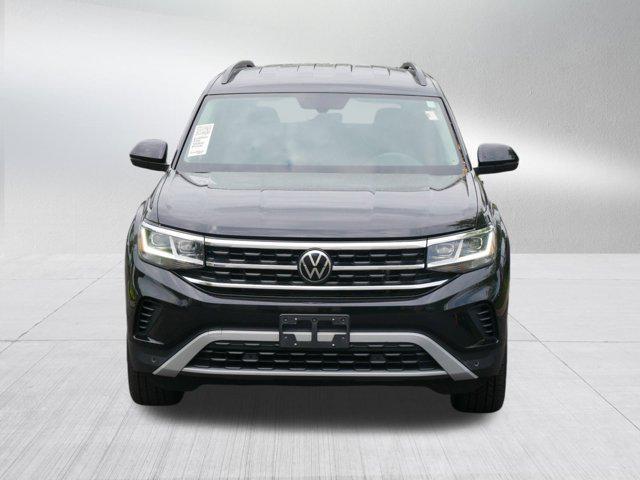 Photo of 2023 Deep Black Pearl Volkswagen Atlas