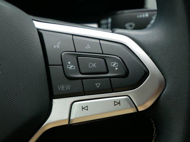 Photo of 2023 Deep Black Pearl Volkswagen Atlas
