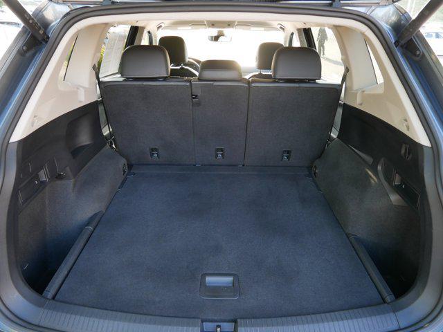 Photo of 2024 Platinum Gray Metallic Volkswagen Tiguan