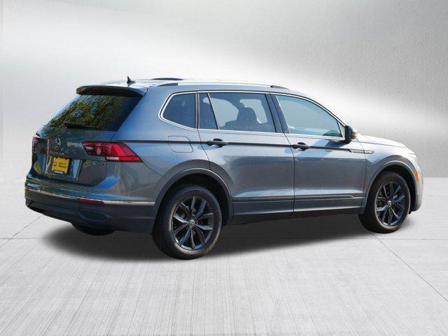 Photo of 2024 Platinum Gray Metallic Volkswagen Tiguan