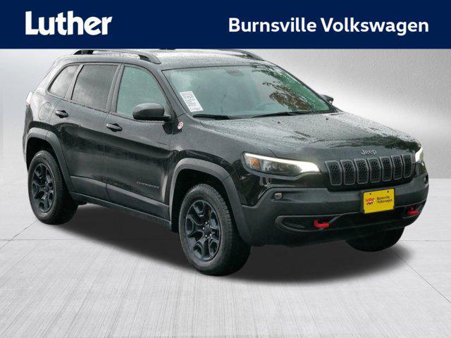 Photo of 2020 Diamond Black Crystal Pearlcoat Jeep Cherokee