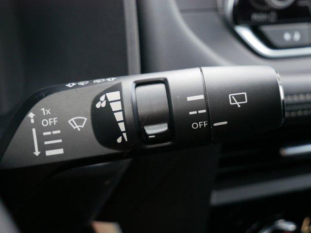 Photo of 2024 Brilliant Silver Metallic Nissan Rogue
