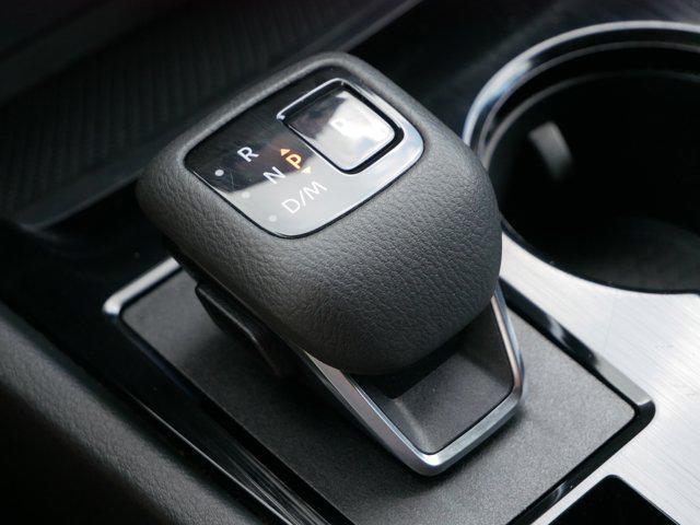 Photo of 2024 Brilliant Silver Metallic Nissan Rogue