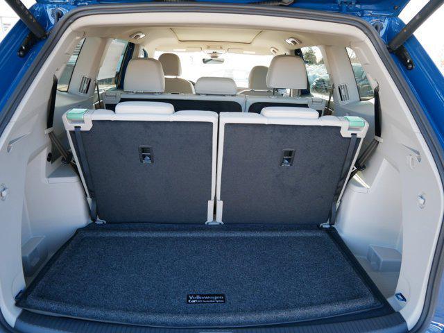 Photo of 2025 Mountain Lake Blue Metallic Volkswagen Atlas