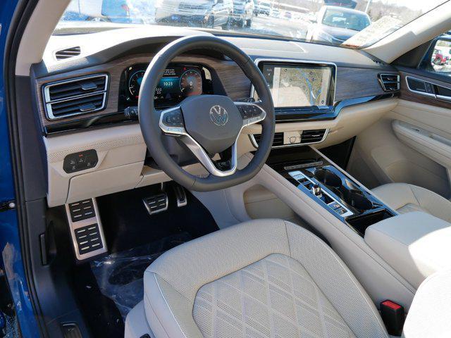 Photo of 2025 Mountain Lake Blue Metallic Volkswagen Atlas