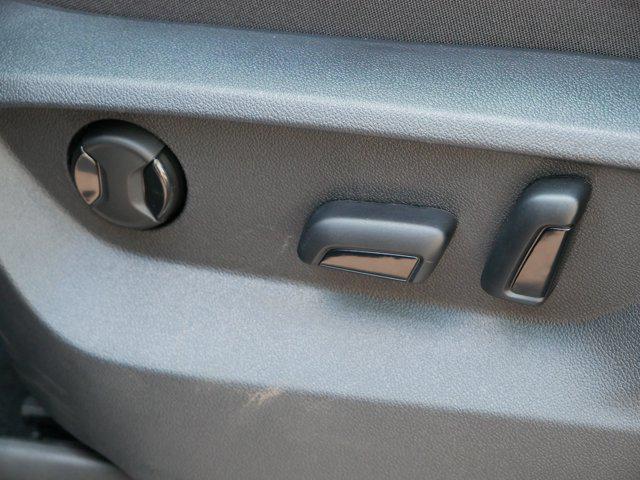 Photo of 2025 Mountain Lake Blue Metallic Volkswagen Atlas