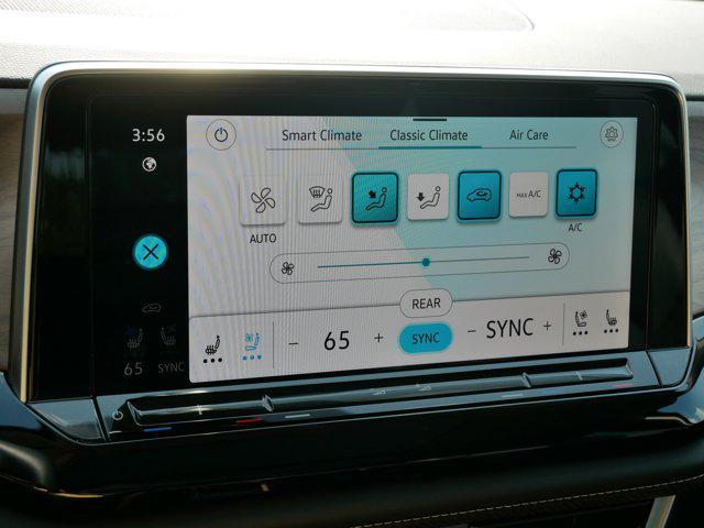Photo of 2025 Mountain Lake Blue Metallic Volkswagen Atlas