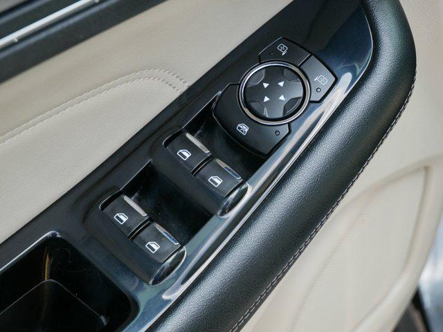 Photo of 2017 Magnetic Metallic Ford Edge