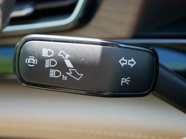 Photo of 2024 Platinum Gray Metallic Volkswagen Atlas