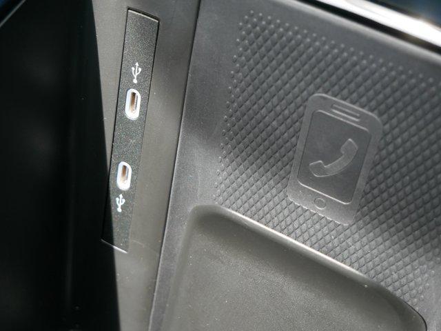 Photo of 2023 Silver Mist Metallic Volkswagen ID.4
