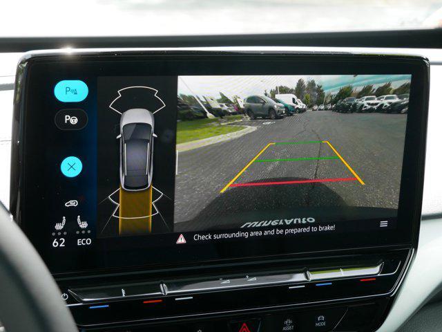 Photo of 2023 Silver Mist Metallic Volkswagen ID.4