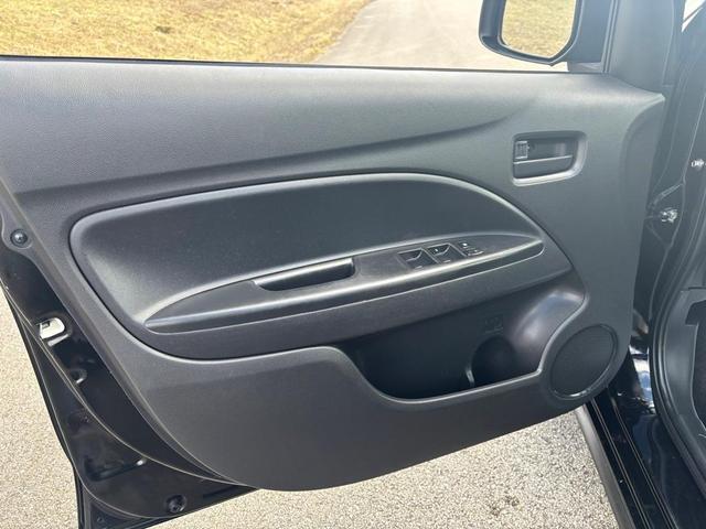 Photo of 2022 Black Mitsubishi Mirage G4