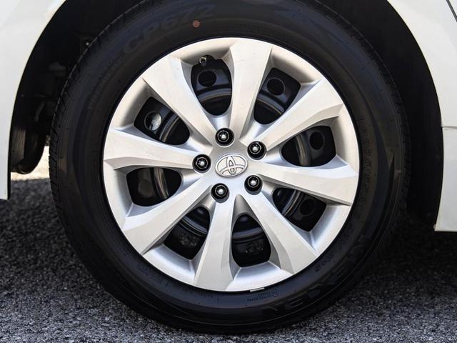 Photo of 2023 White Toyota Corolla