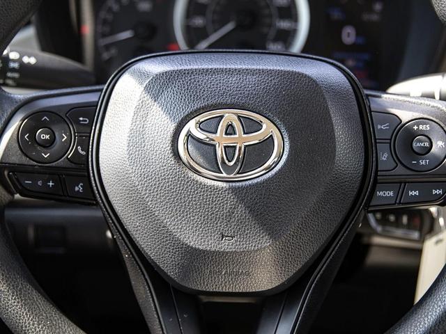 Photo of 2023 White Toyota Corolla