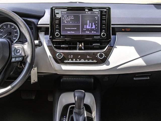 Photo of 2023 White Toyota Corolla