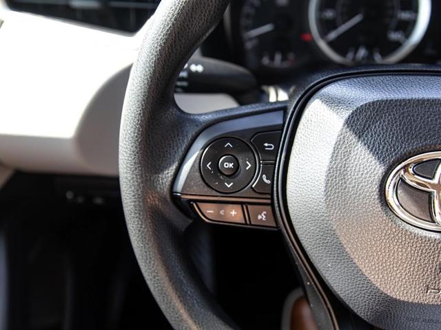 Photo of 2023 White Toyota Corolla