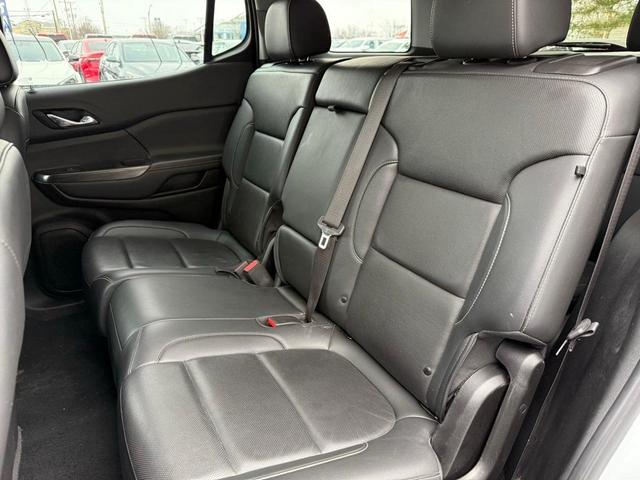 Photo of 2023 Summit White GMC Acadia