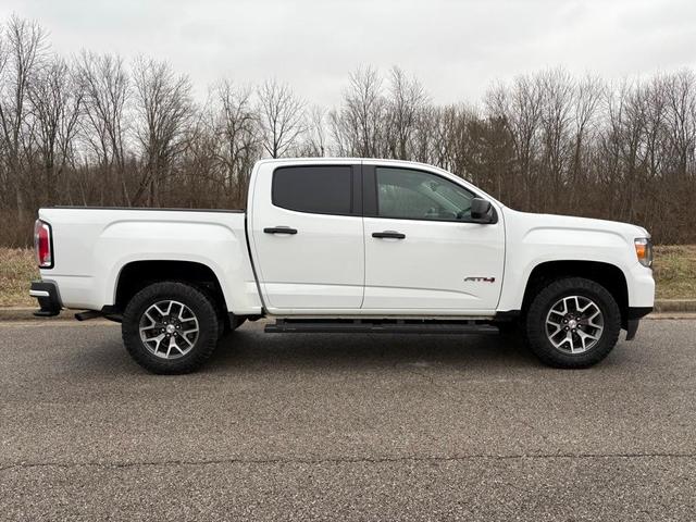 Photo of 2021 Summit White GMC Canyon