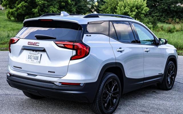 Photo of 2021 Quicksilver Metallic GMC Terrain