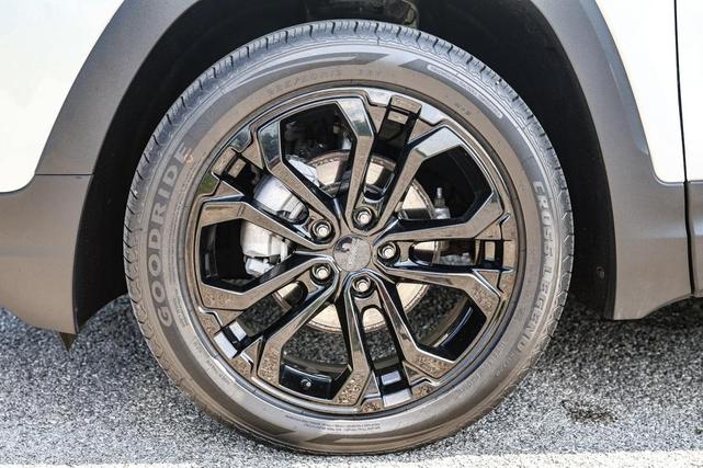 Photo of 2021 Quicksilver Metallic GMC Terrain