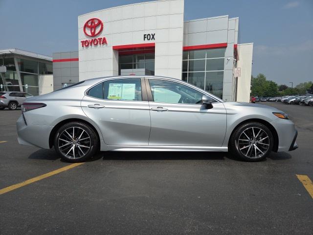 Photo of 2023 Celestial Silver Metallic Toyota Camry