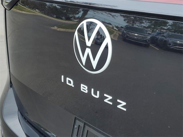 Photo of 2025 Black Pearl Volkswagen ID. Buzz