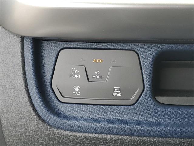 Photo of 2025 Black Pearl Volkswagen ID. Buzz