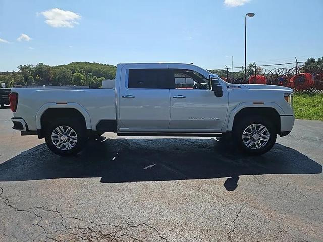 Photo of 2021 White Frost Tricoat GMC Sierra 3500