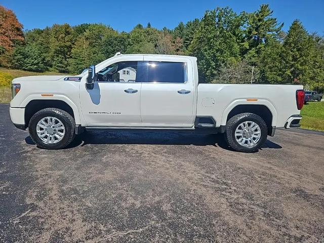 Photo of 2021 White Frost Tricoat GMC Sierra 3500