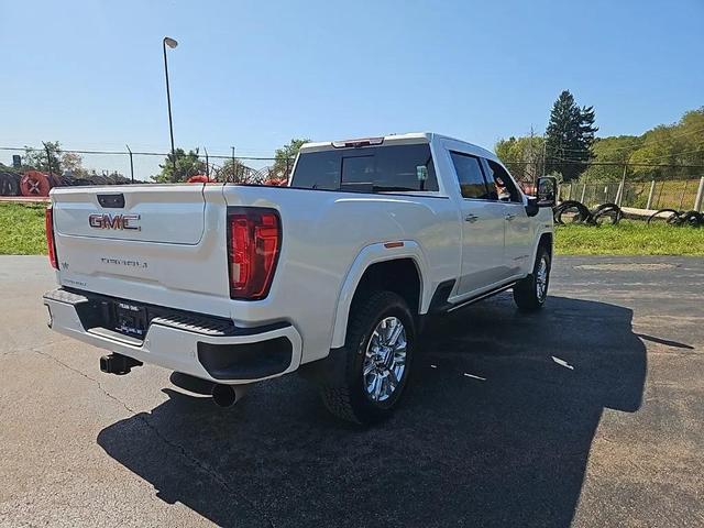Photo of 2021 White Frost Tricoat GMC Sierra 3500