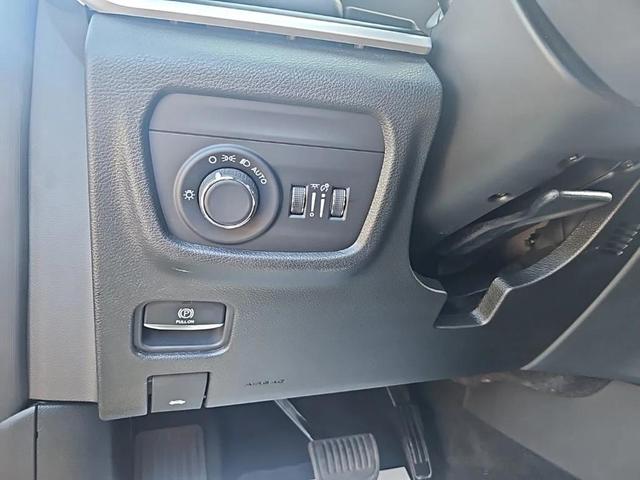 Photo of 2024 Baltic Gray Metallic Clearcoat Jeep Grand Cherokee