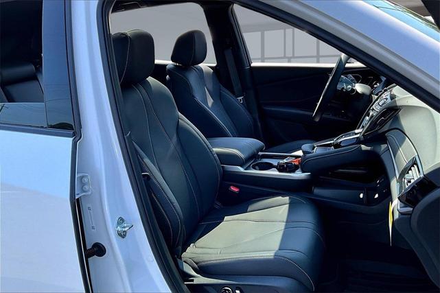 Photo of 2025 Platinum White Pearl Acura RDX