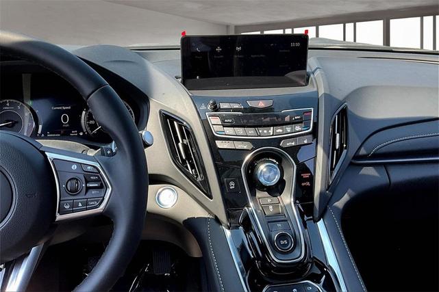 Photo of 2025 Platinum White Pearl Acura RDX