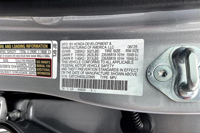 Photo of 2025 Solar Silver Metallic Acura RDX