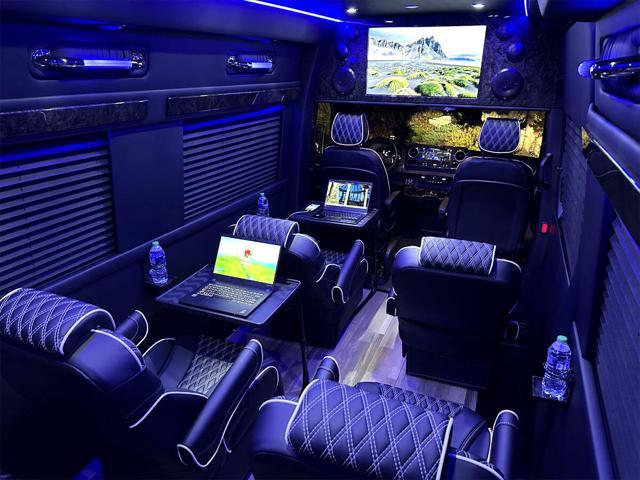 Photo of 2024 Black Mercedes-Benz Sprinter 3500XD