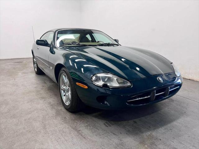 1997 Jaguar XK8